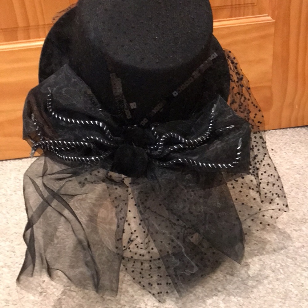 Halloween Hat - Picture 1 of 5